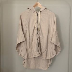 🤩 Wilfred Free Poncho Hoodie